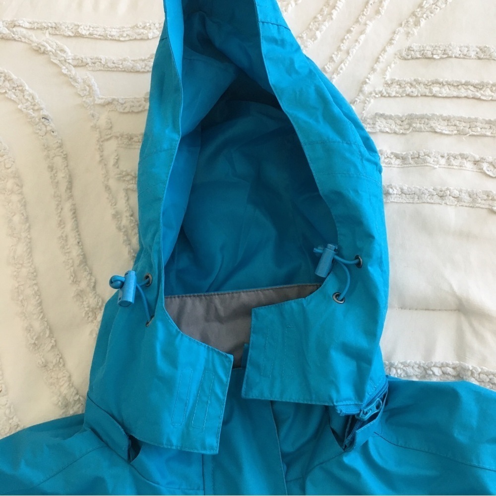 One valley Blue Hooded Rain Jacket small - Picture 3 of 9
